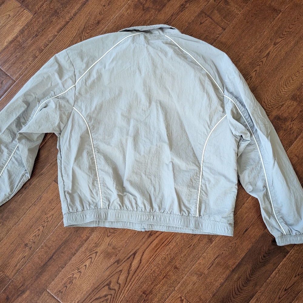 EUC Ladies Divided By H&M Nylon Zip Up Jacket Light Gray & White Size Small - Picture 6 of 8